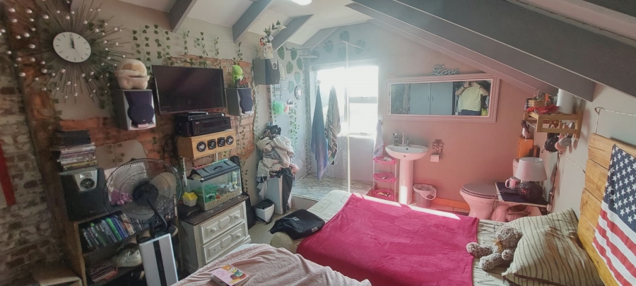 3 Bedroom Property for Sale in C Place Eastern Cape